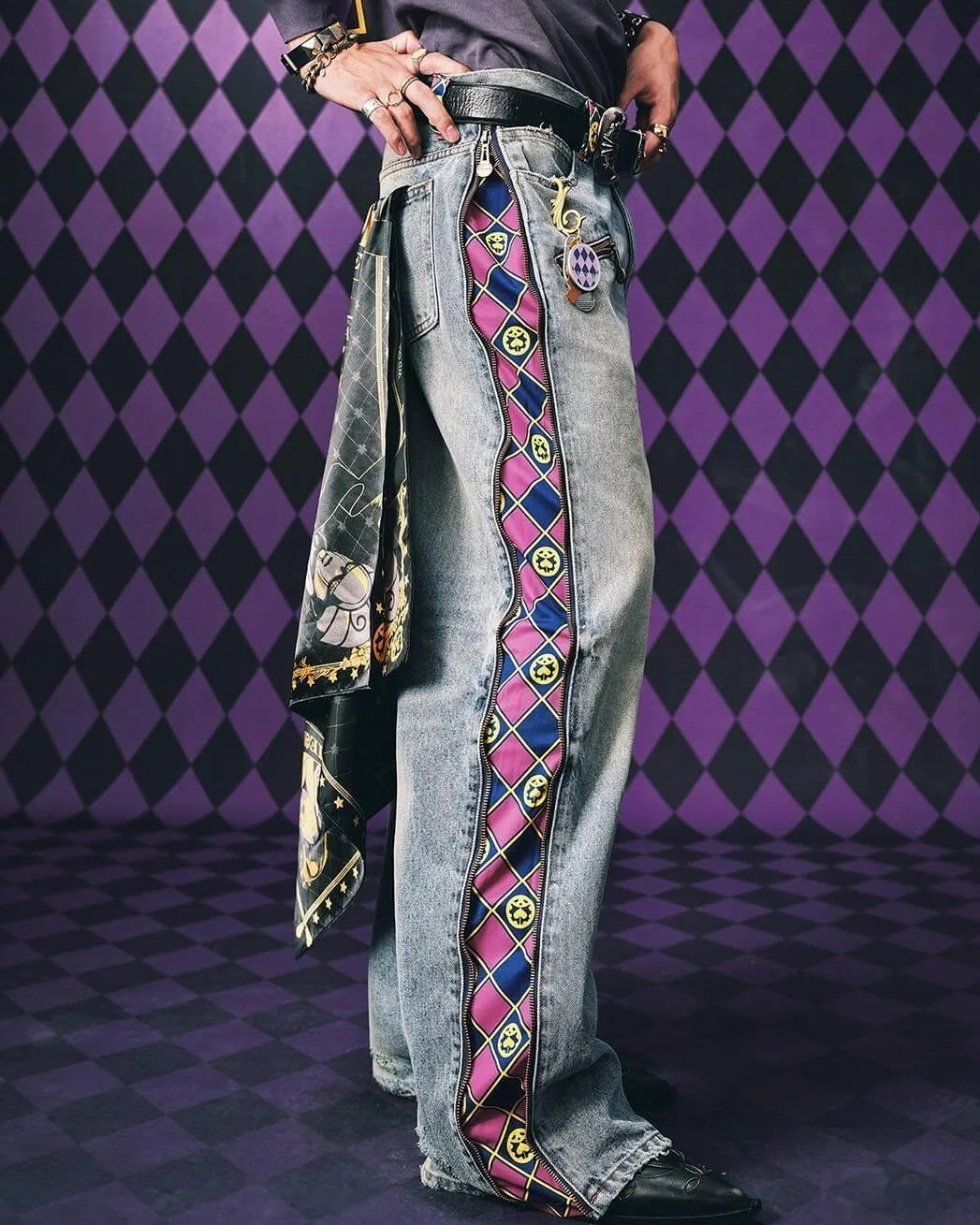 JOJOS set piece detail